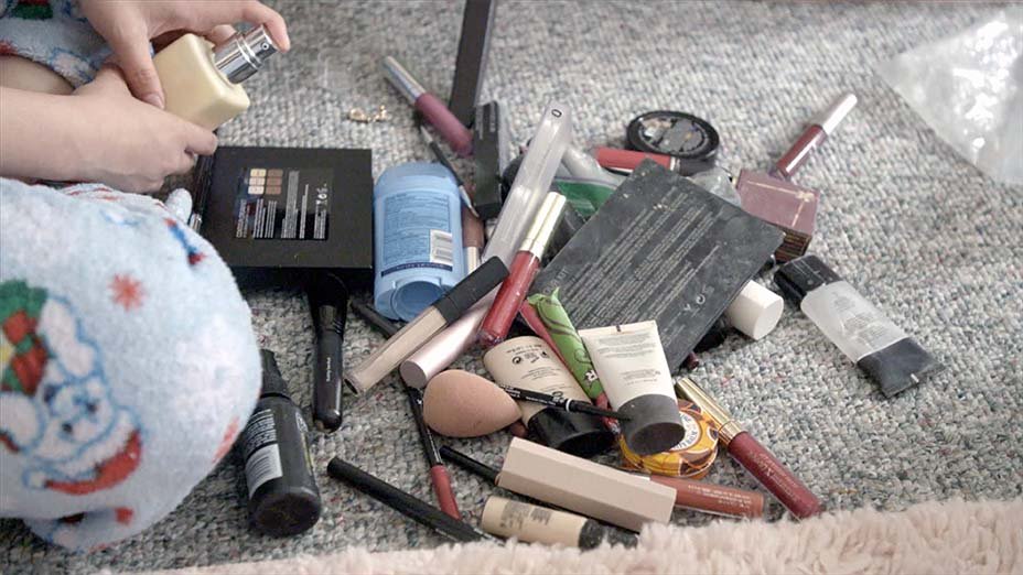 Toxic beauty ingredients harmful avoid need organic simply chemicals