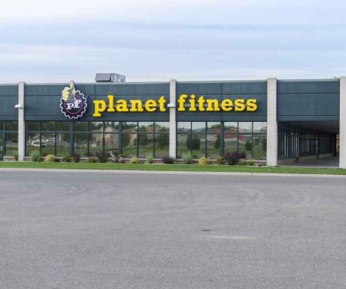 Family plan at planet fitness
