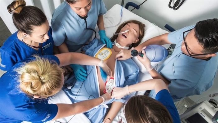 Gaumard simuladores medicina simulated simulador realidad symptoms gives mittelhessen reanima ausstattung responses therobotreport