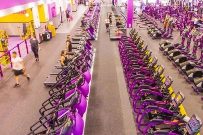 What time does the planet fitness close