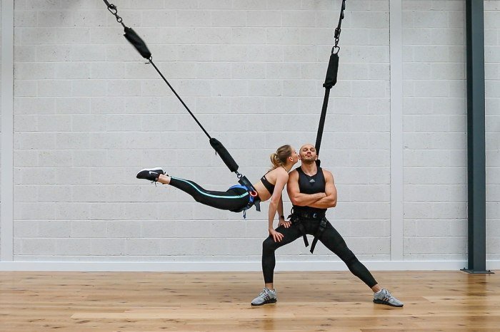 Bungee flying gym