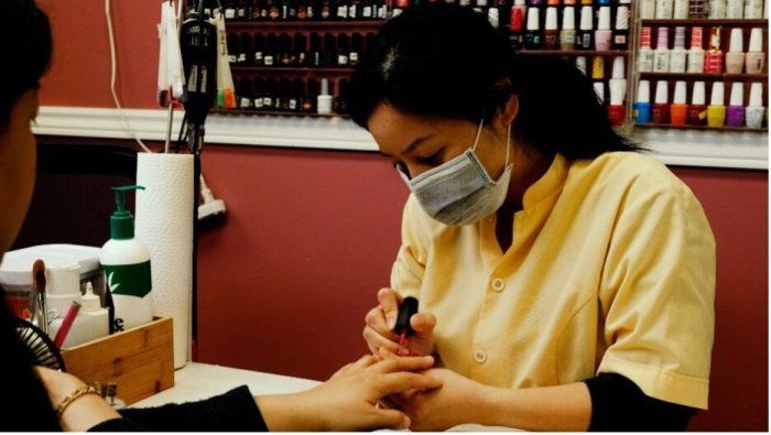Beauty secrets drip & clog proof nail glue