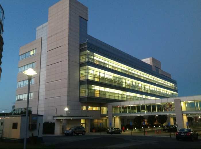 Queens elmhurst hospitals qns personnel begins uninsured astoria surge icu stabbed