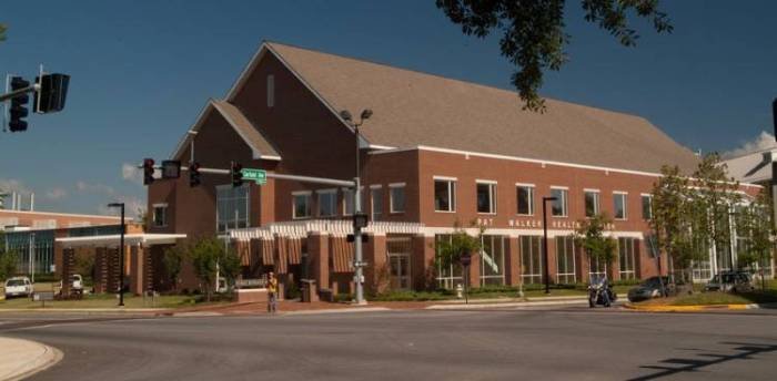 Pat walker health center medical path services arkansas starts staying helping wellness priority stay access top our philanthropist mother wife