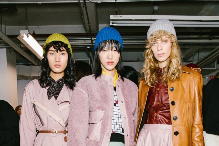 Tapestry tapestries usage vatican warpedfibers Tapestry tapestries usage vatican warpedfibers