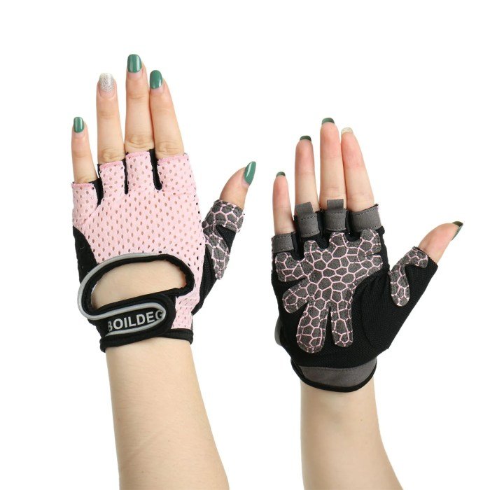 Women's fitness gloves