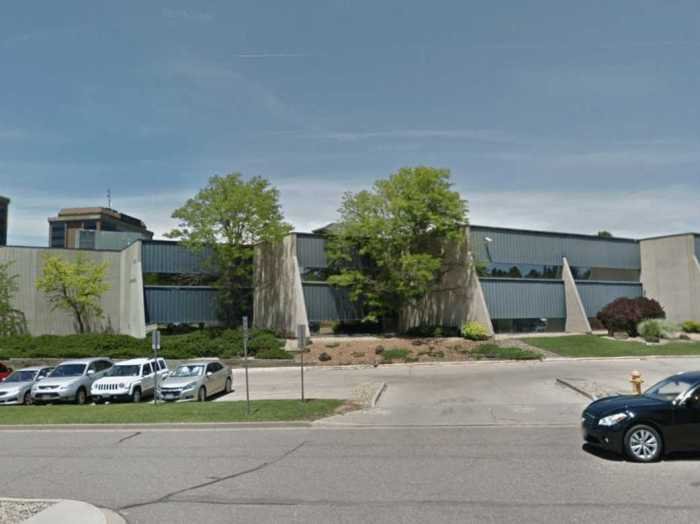 Aurora health mental center clinic chambers jefferson south helena potomac street family alameda teens kids school high services independence plaza