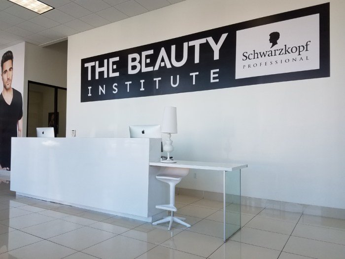 Philadelphia school beauty pa institute cosmetology salon our feels looks makeup end high like edu