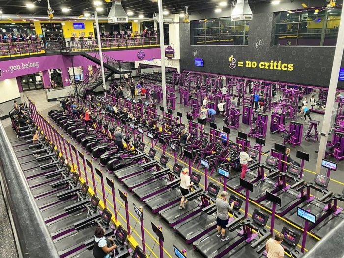 What time does planet fitness open