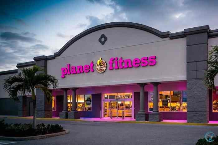 What time does planet fitness open