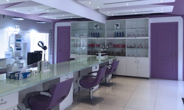 Mary beauty salon