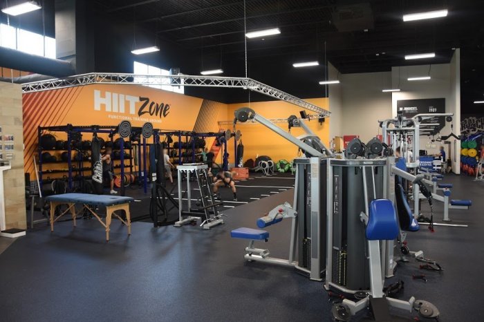 Crunch fitness lakewood