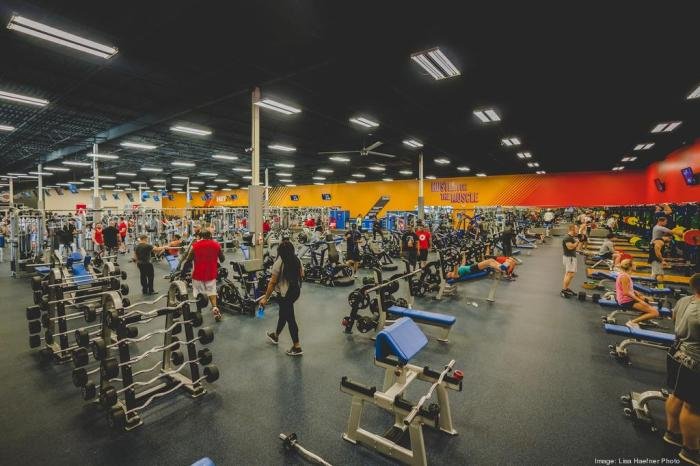 Fitness crunch gym toronto blogto closed opened location just first now
