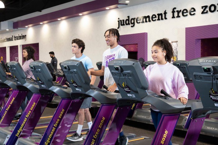 Planet fitness teens
