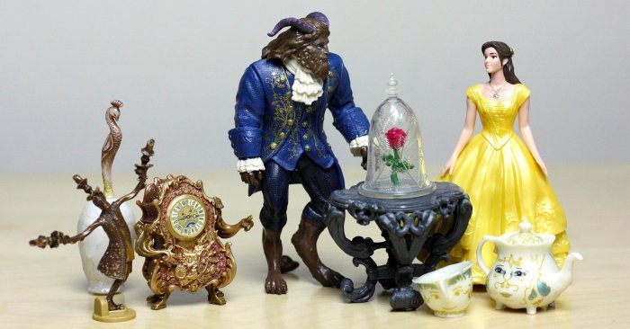 Figurines hiding friends would