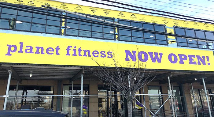 Planet fitness open on memorial day